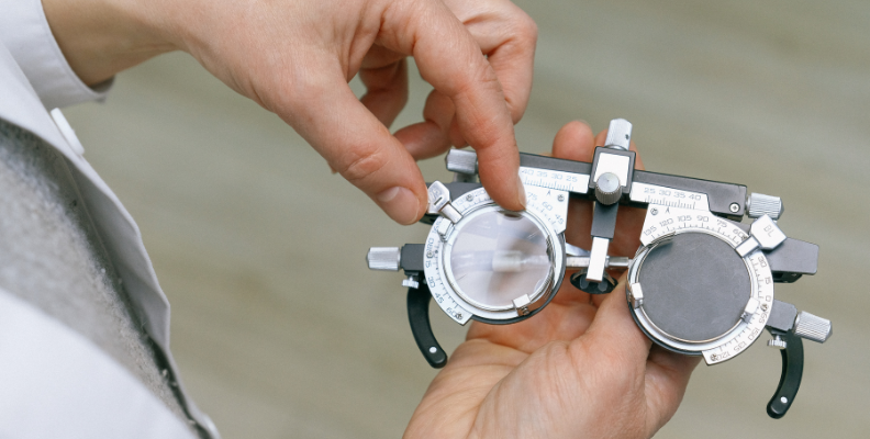 Diferencias entre oftalmólogo y optometrista